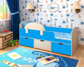 Кровать Малыш-мини с бортиком Дуб молочный/Голубой в Нюрбе - nyurba.katalogmebeli.com | фото